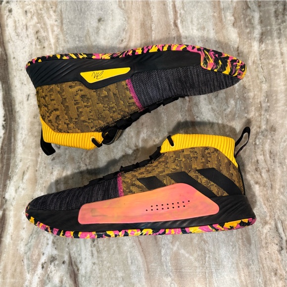 Men’s ADIDAS Dame 5 "Core Black Shock Pink"- Size 17 - Picture 6 of 14